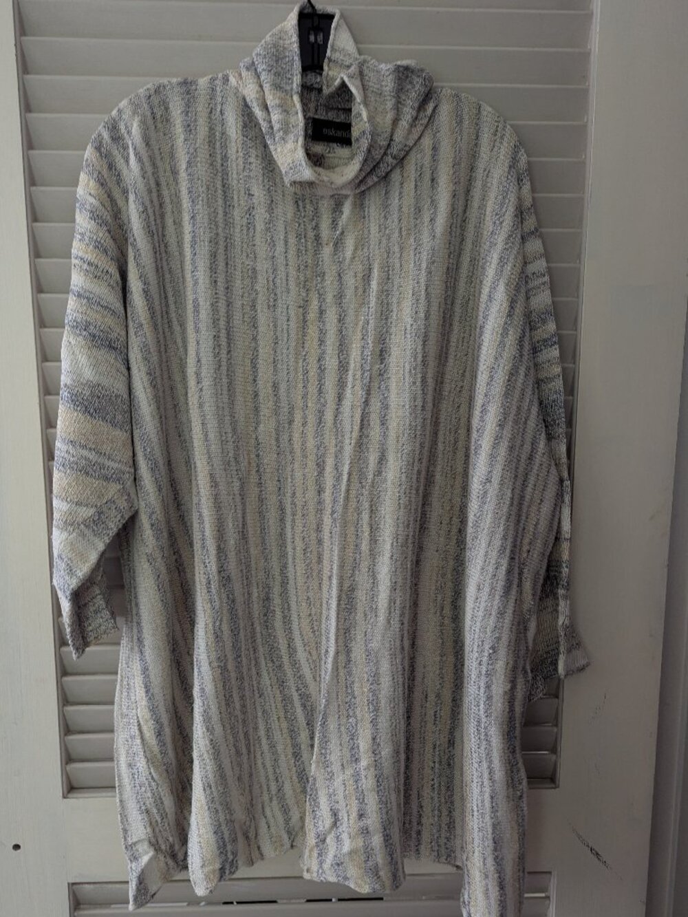 Eskandar linen tunic sweater